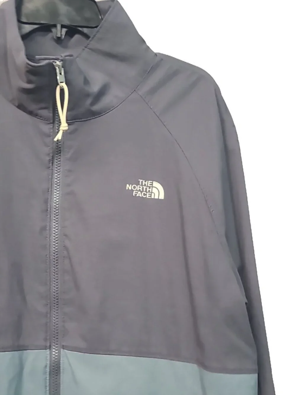 The North Face Men's Class V Full-Zip Jacket Windbreaker M Blue